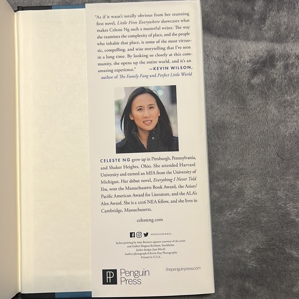 📚 LITTLE FIRES EVERYWHERE by Celeste NG - A Novel - Hard Cover - Picture 4 of 4